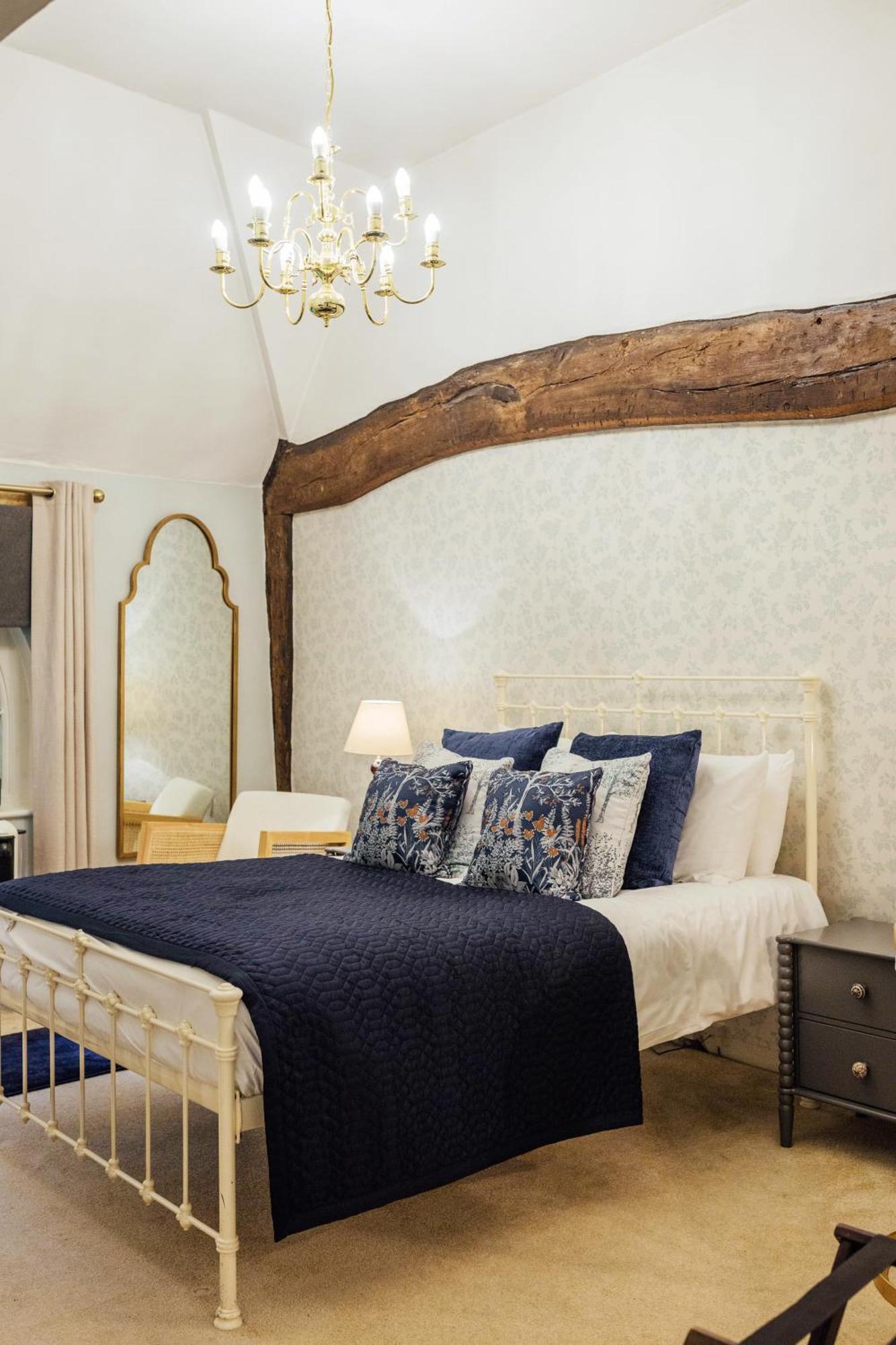 Old Rectory House, ريديتش المظهر الخارجي الصورة